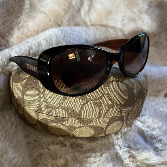 Coach Kendall (S438) Sunglasses - Picture 2 of 8